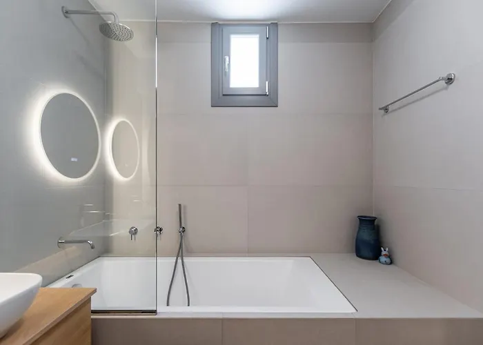 Bella Parea Villa, Naxos, By Naxosvibe Plaka (Naxos)